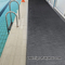 ड्रेन वॉटर पीवीसी ग्रिड स्विमिंग पूल एंटी स्लिप मैट 90 सेमी से 120 सेमी चौड़ाई